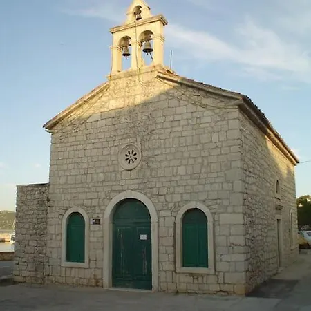 Tisno-smokva Apartmán *