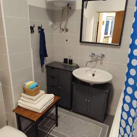 Apartmán Tisno-smokva *