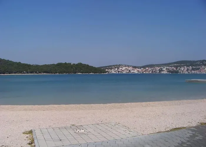 Tisno-smokva Тисно